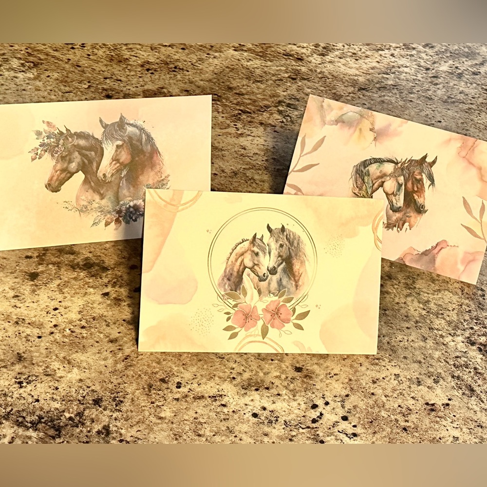 Set of 6 horse notecards with white envelopes. 4x6